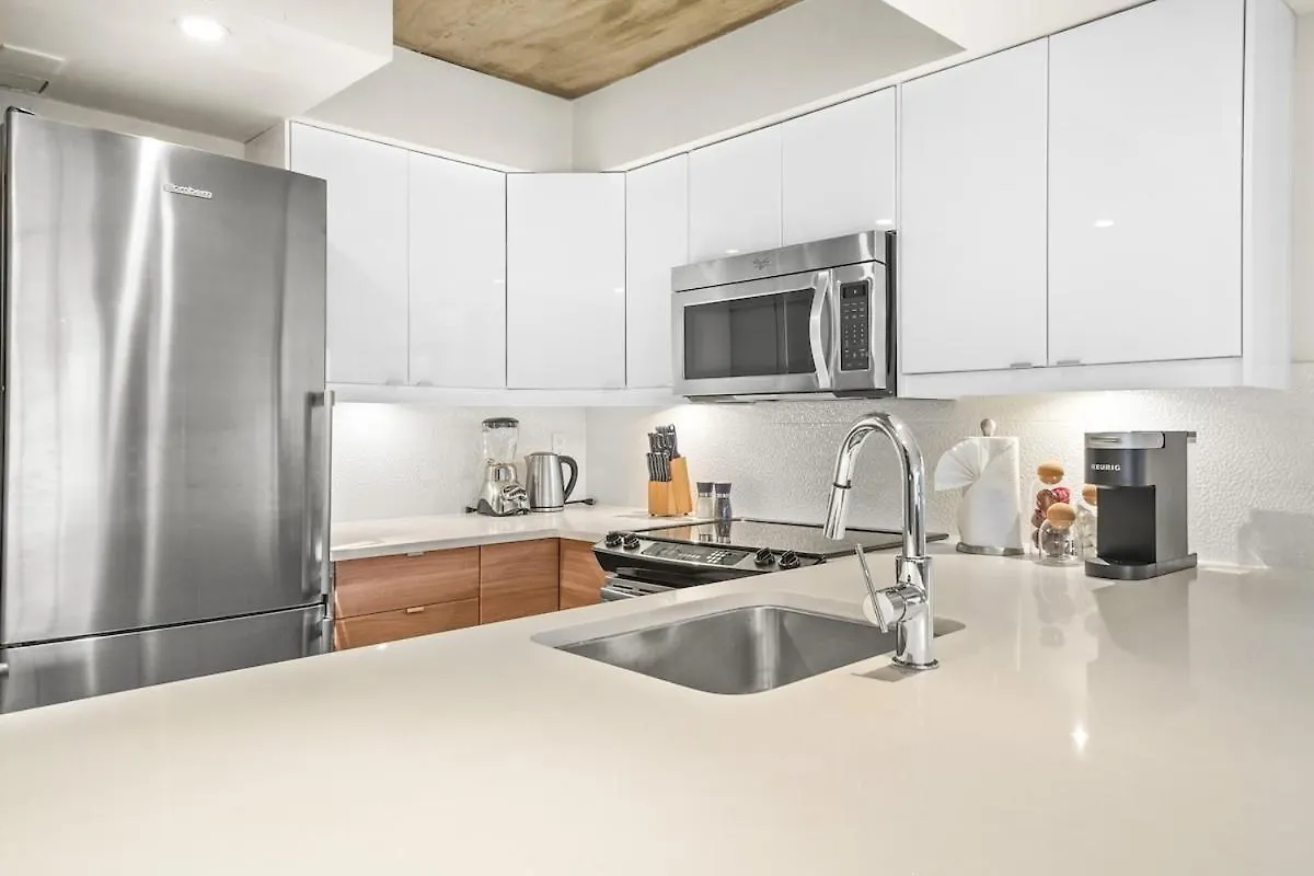 Beautiful 2 Bedroom Home Dt With Free Parking Βανκούβερ Διαμέρισμα