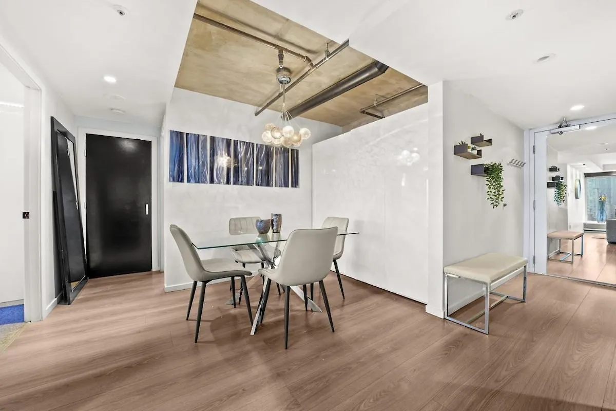 Διαμέρισμα Beautiful 2 Bedroom Home Dt With Free Parking Βανκούβερ