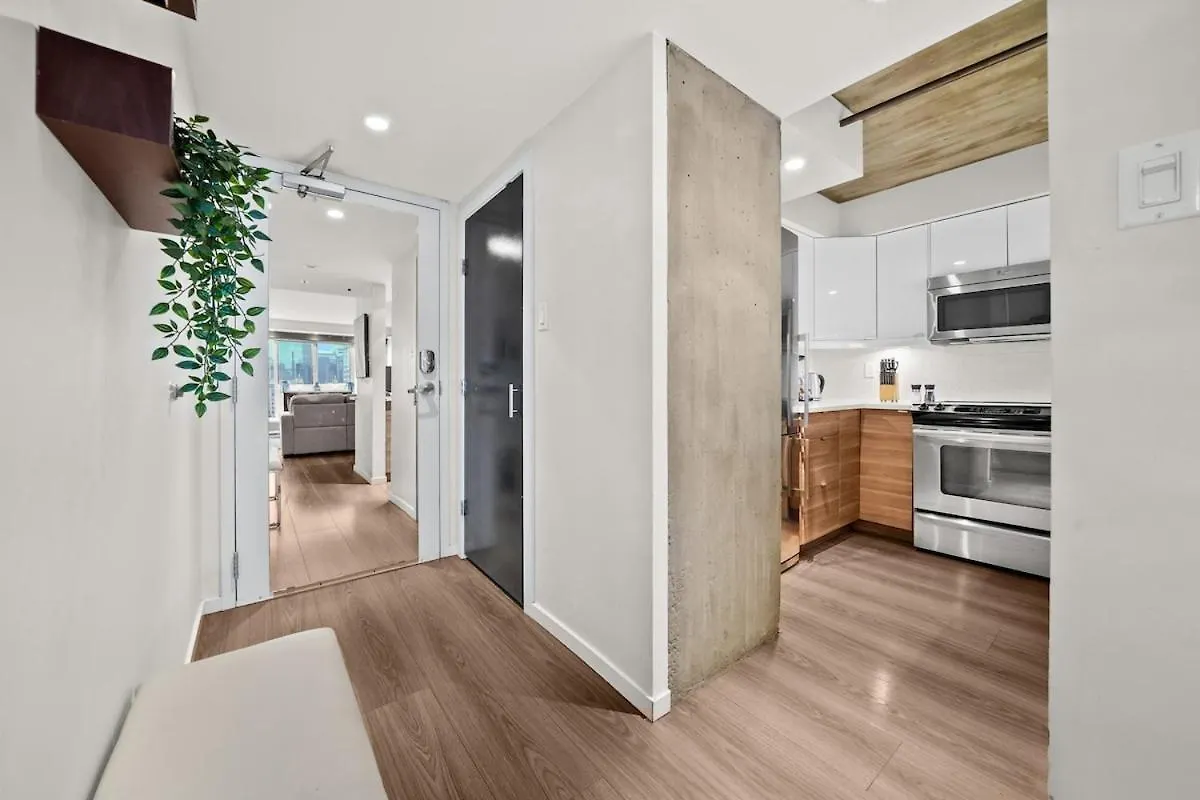 Διαμέρισμα Beautiful 2 Bedroom Home Dt With Free Parking Βανκούβερ